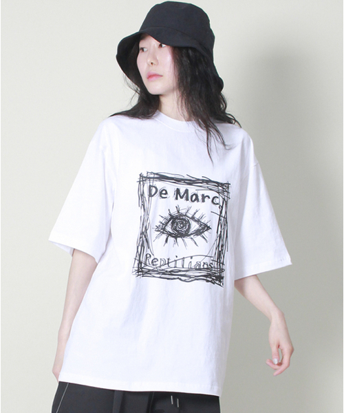DEMARC(ドゥマーク)の「オーバーサイズスクエアプリント半袖Tシャツホワイト(Tシャツ/カットソー・レディース・その他・LARGE/MEDIUM)」の7枚目の写真