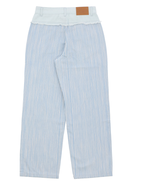 DELICCENT（デリセント）の「デニムミックス切り替えパンツ [ブルー]（デニムパンツ・レディース・ブルー・MEDIUM/SMALL）」の2枚目の写真