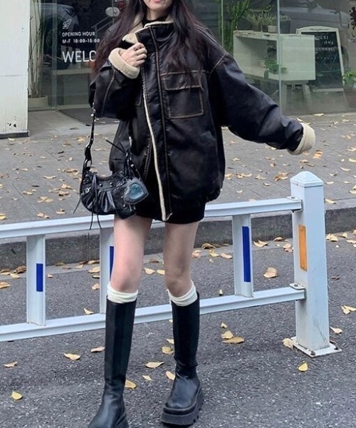 ViViDAY(ビビデー)の「ボアレザーオーバーサイズブルゾン(ブルゾン・レディース・ブラウン/ブラック・M)」の15枚目の写真