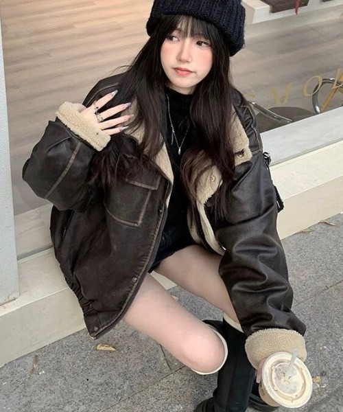 ViViDAY(ビビデー)の「ボアレザーオーバーサイズブルゾン(ブルゾン・レディース・ブラウン/ブラック・M)」の5枚目の写真