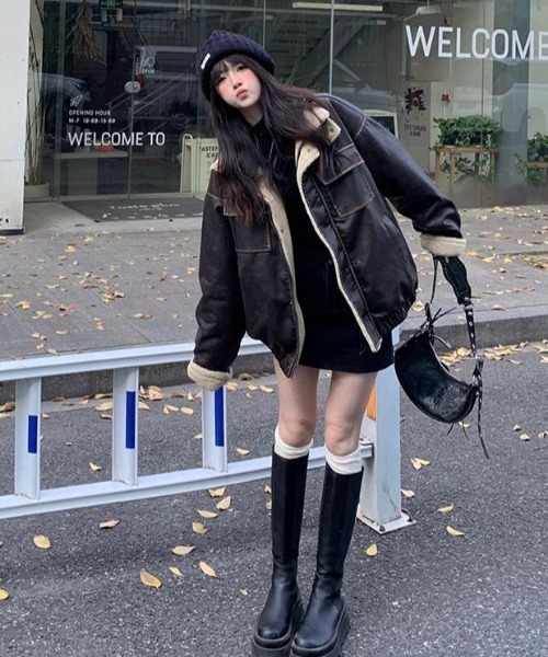 ViViDAY(ビビデー)の「ボアレザーオーバーサイズブルゾン(ブルゾン・レディース・ブラウン/ブラック・M)」の11枚目の写真