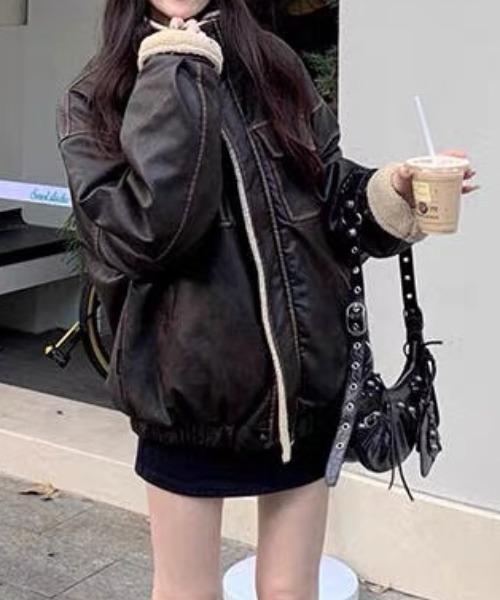 ViViDAY(ビビデー)の「ボアレザーオーバーサイズブルゾン(ブルゾン・レディース・ブラウン/ブラック・M)」の21枚目の写真