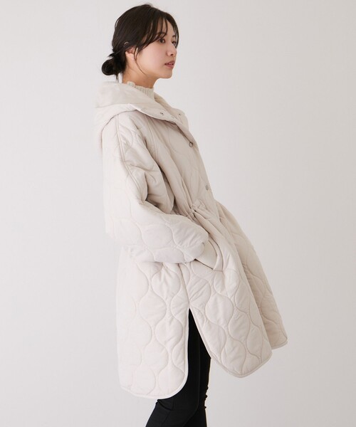 Jayro(ジャイロ)の「中綿キルトフードコート(その他アウター・レディース・カーキ/オフホワイト/ブラック・M)」の17枚目の写真