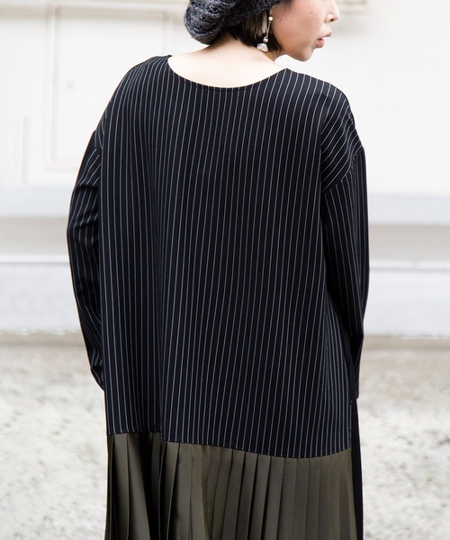 OSMOSIS(オズモーシス)の「2WAYバックプリーツワンピース(ワンピース・レディース・ネイビー/ブラック・ONE SIZE)」の13枚目の写真