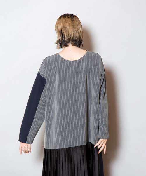 OSMOSIS(オズモーシス)の「2WAYバックプリーツワンピース(ワンピース・レディース・ネイビー/ブラック・ONE SIZE)」の20枚目の写真