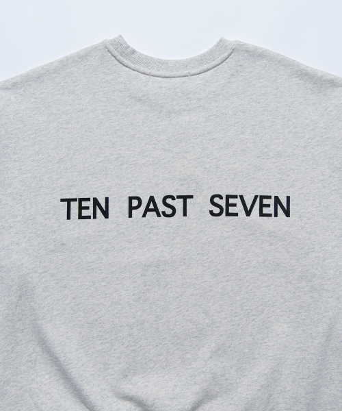 TEN PAST SEVEN(テン ファスト セブン)の「オーバーサイズスウェットシャツ - ライトグレー(スウェット・メンズ・その他・SMALL/MEDIUM/LARGE)」の7枚目の写真