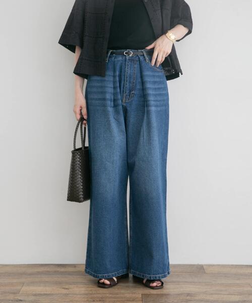 ITEMS URBANRESEARCH（アイテムズ アーバンリサーチ）の「ベルト付ワイドデニム（デニムパンツ・レディース・ブラック/インディゴブルー・SMALL/MEDIUM）」の3枚目の写真