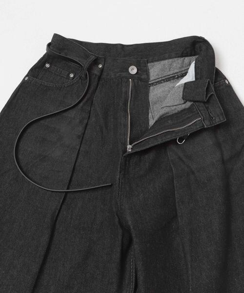 ITEMS URBANRESEARCH（アイテムズ アーバンリサーチ）の「ベルト付ワイドデニム（デニムパンツ・レディース・ブラック/インディゴブルー・SMALL/MEDIUM）」の11枚目の写真