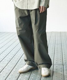 HOOVES（フーブス）の「Wide Chino One Tuck Banded Pants [Khaki]（その他パンツ）」