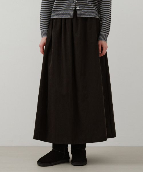 WEDNESDAYOASISFORWOMEN(ウェンズデー オアシス フォー ウーマン)の「スローフレアロングハーフバンディングスカート_BLACK(W25-SK02)(スカート・レディース・ブラック・SMALL/MEDIUM)」の2枚目の写真