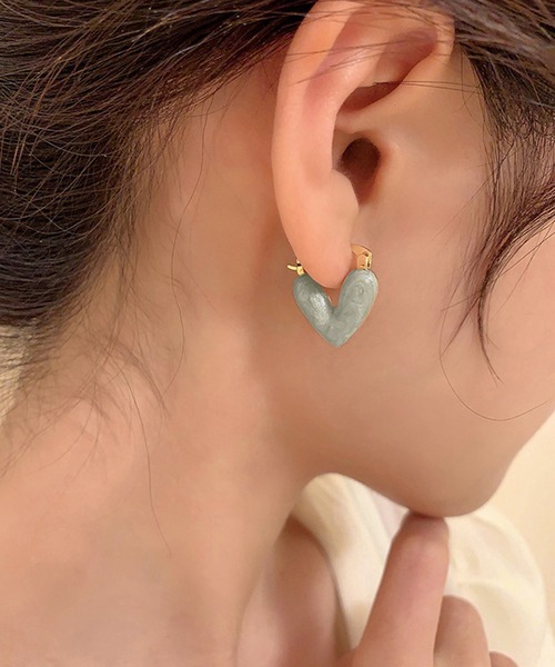 blackdia ocean(ブラックダイヤオーシャン)の「blackdia ocean メルティ ハートピアス(ピアス(両耳用)・レディース・シャンパン/ミント/ホワイト・FREE)」の2枚目の写真
