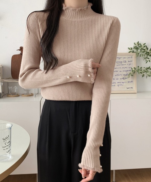 Girly Doll(ガーリードール)の「ハイネック袖パールボタンリブニット(ニット/セーター・レディース・ブラック/モカ/ベージュ・FREE)」の10枚目の写真
