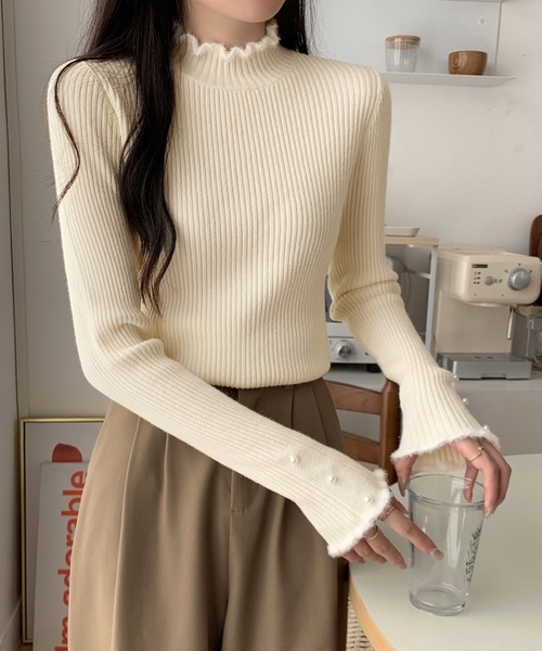 Girly Doll(ガーリードール)の「ハイネック袖パールボタンリブニット(ニット/セーター・レディース・ブラック/モカ/ベージュ・FREE)」の19枚目の写真
