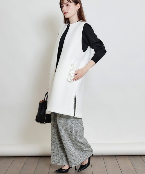 PICCIN PERLA（ピッチンペルラ）の「ポケットフリルジレ（ベスト・レディース・ブラック/オフホワイト/ネイビー・M）」の9枚目の写真