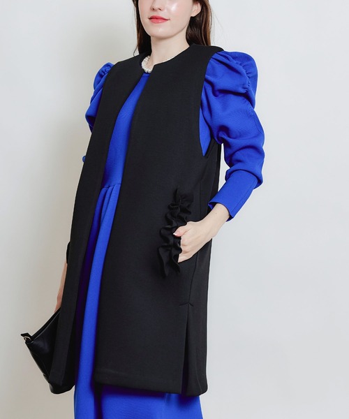 PICCIN PERLA（ピッチンペルラ）の「ポケットフリルジレ（ベスト・レディース・ブラック/オフホワイト/ネイビー・M）」の14枚目の写真