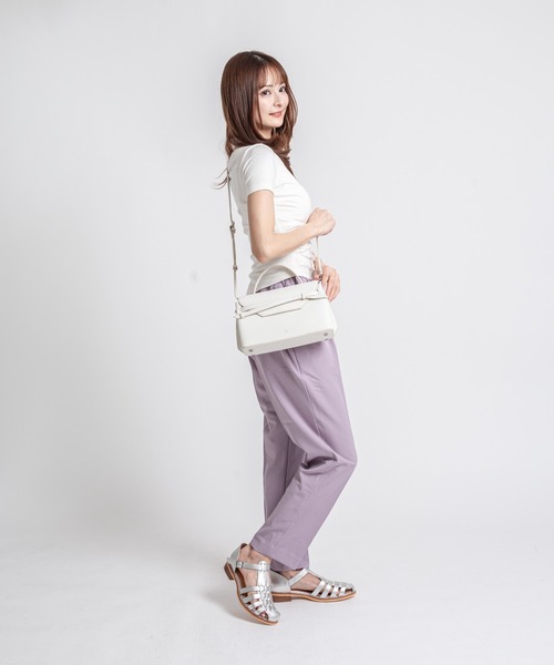 tov（トーヴ）の「【TOV】ハンドバッグ ショルダーバッグ　MIMI M　2WAY（ショルダーバッグ・レディース・ブラック/ベージュ/ミント/ホワイト/ブラウン/ピンク・FREE）」の17枚目の写真