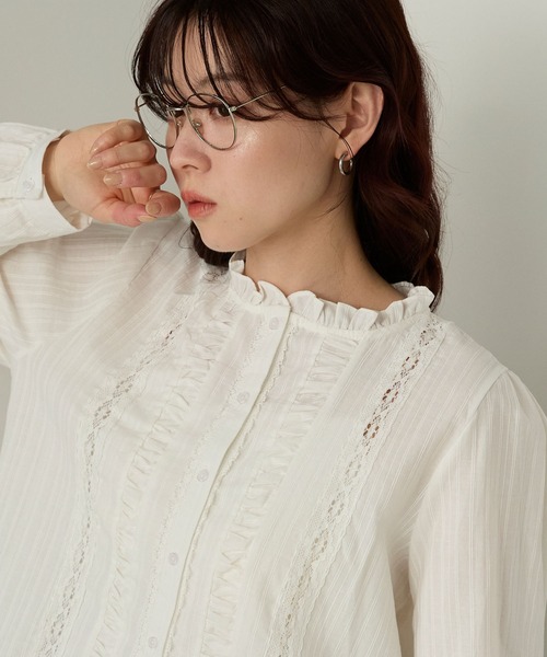 Cherir Mignon(シェリルミニョン)の「【Cherir Mignon】フリルレースクロップドブラウス(シャツ/ブラウス・レディース・ホワイト/ブルー系その他・FREE)」の16枚目の写真