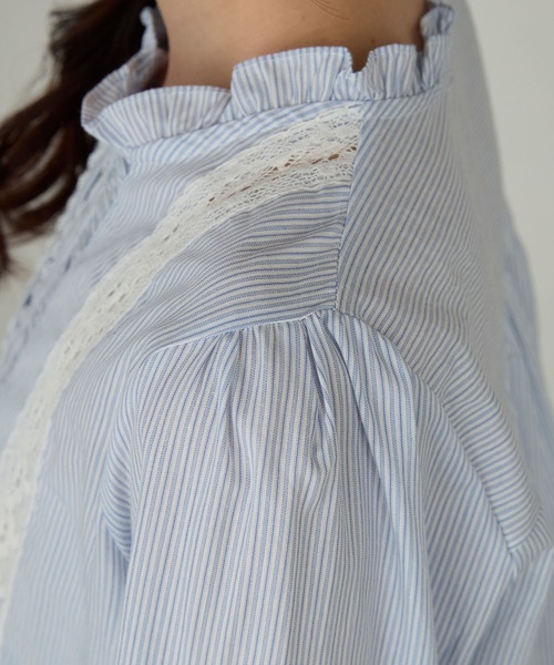 Cherir Mignon(シェリルミニョン)の「【Cherir Mignon】フリルレースクロップドブラウス(シャツ/ブラウス・レディース・ホワイト/ブルー系その他・FREE)」の8枚目の写真