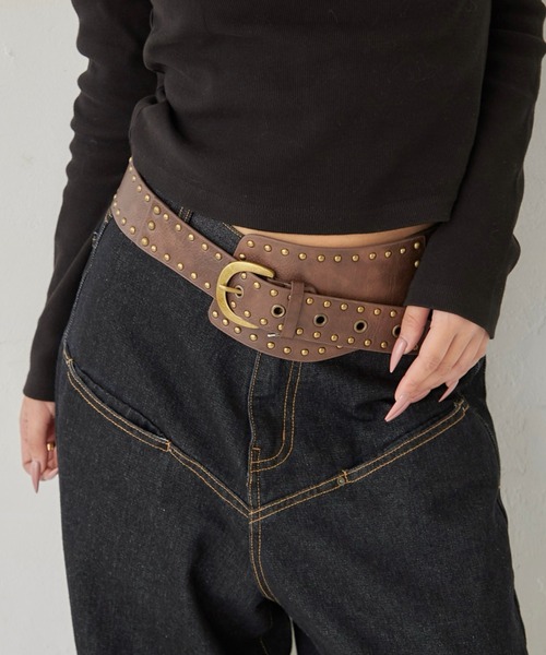 WHO'S WHO gallery（フーズフーギャラリー）の「スタッズワイドベルト（ベルト・レディース・レオパード/ブラック/ブラウン・FREE）」の2枚目の写真