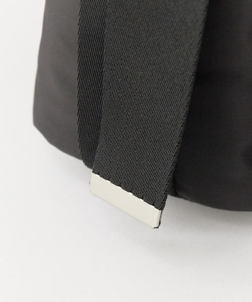 OUTDOOR PRODUCTS（アウトドアプロダクツ）の「OUTDOOR PRODUCTS/アウトドアプロダクツ 2WAY BELT TOTE(S) ブランドロゴ 巾着トートバッグ 秋 秋服 2026年秋冬（ショルダーバッグ・レディース・ブラック/アイボリー/モカ・FREE）」の4枚目の写真