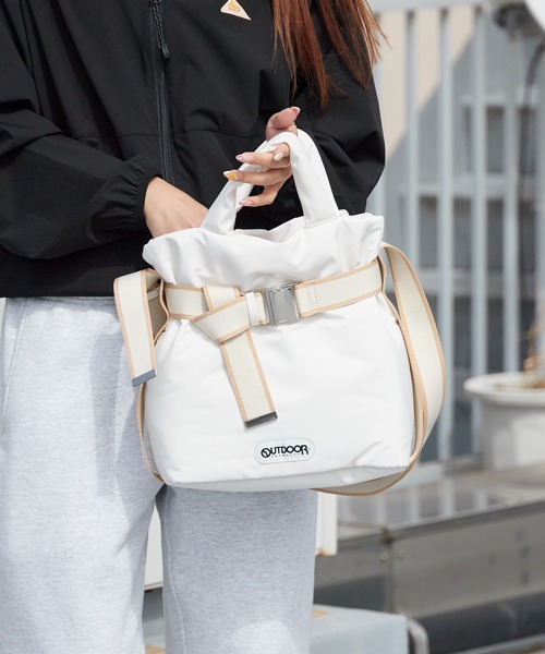 OUTDOOR PRODUCTS（アウトドアプロダクツ）の「OUTDOOR PRODUCTS/アウトドアプロダクツ 2WAY BELT TOTE(S) ブランドロゴ 巾着トートバッグ 秋 秋服 2026年秋冬（ショルダーバッグ・レディース・ブラック/アイボリー/モカ・FREE）」の19枚目の写真
