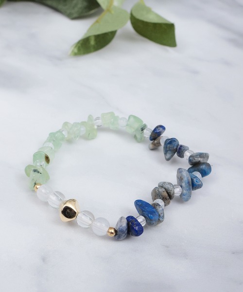 チチカカ（チチカカ）の「ナゲットストーンブレスレット（ブレスレット・レディース・ピンク/ターコイズブルー/ネイビー・FREE）」の2枚目の写真