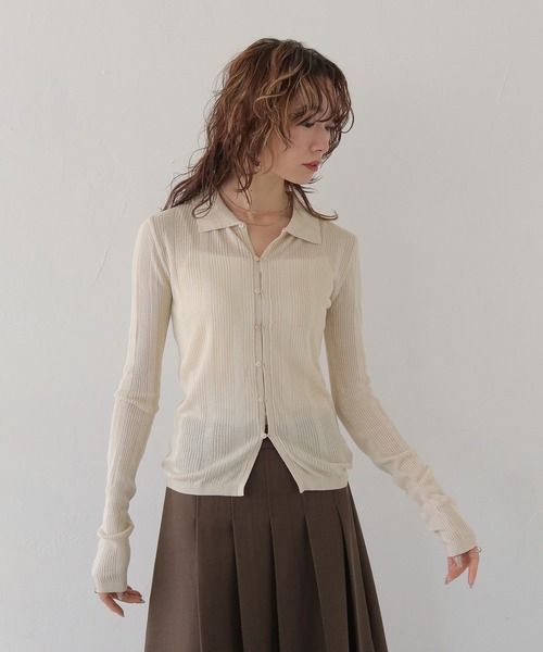 CLEIO（クレイオ）の「【CLEIO】ランダムリブスパンコールシアーポロニット RANDOM RIB SEQUIN SHEER POLO KNIT（ポロシャツ・レディース・ホワイト系その他/ピンク/ネイビー・FREE）」の4枚目の写真
