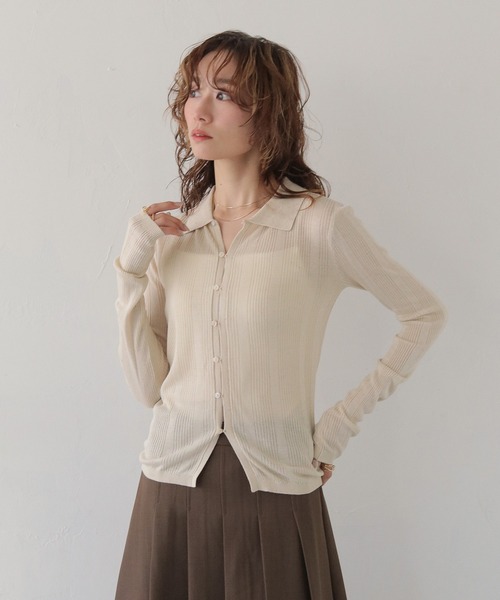CLEIO（クレイオ）の「【CLEIO】ランダムリブスパンコールシアーポロニット RANDOM RIB SEQUIN SHEER POLO KNIT（ポロシャツ・レディース・ホワイト系その他/ピンク/ネイビー・FREE）」の5枚目の写真