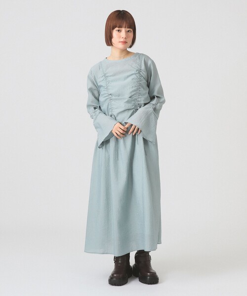 Ray BEAMS（レイビームス）の「【4/2値下げ】シアー ドロスト ギャザー ワンピース［洗える］（ワンピース・レディース・ブルー/ブラック・ONE SIZE）」の5枚目の写真