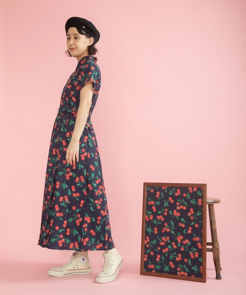 Dot&Stripes CHILD WOMAN(ドットアンドストライプス チャイルドウーマン)の「チェリープリント プリーツ半袖シャツワンピース(ワンピース・レディース・ネイビー/レッド・FREE)」の14枚目の写真