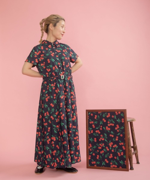 Dot&Stripes CHILD WOMAN(ドットアンドストライプス チャイルドウーマン)の「チェリープリント プリーツ半袖シャツワンピース(ワンピース・レディース・ネイビー/レッド・FREE)」の16枚目の写真