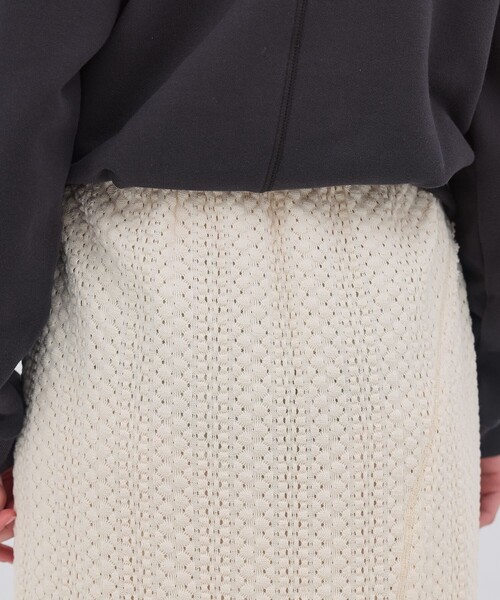 PUBLIC TOKYO（パブリックトウキョウ）の「【2026春新作】コットンレースマーメイドスカート・レースラップスカート（スカート・レディース・ブラック/ホワイト・1/2）」の3枚目の写真