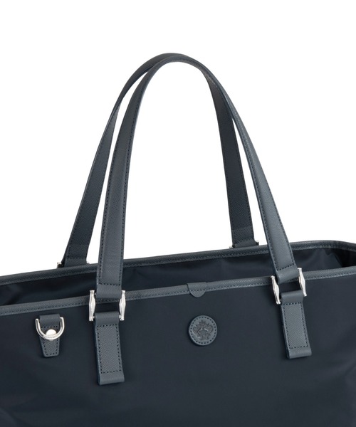 Orobianco(オロビアンコ)の「トートバッグ ソロペルテ 21L 2way 92971(トートバッグ・メンズ・ネイビー/ブラック/グリーン・FREE)」の10枚目の写真