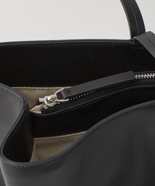 Whim Gazette（ウィムガゼット）の「【Hoaw.】WIDE HANDBAG L（トートバッグ・レディース・モカ/ブラック・FREE）」の12枚目の写真
