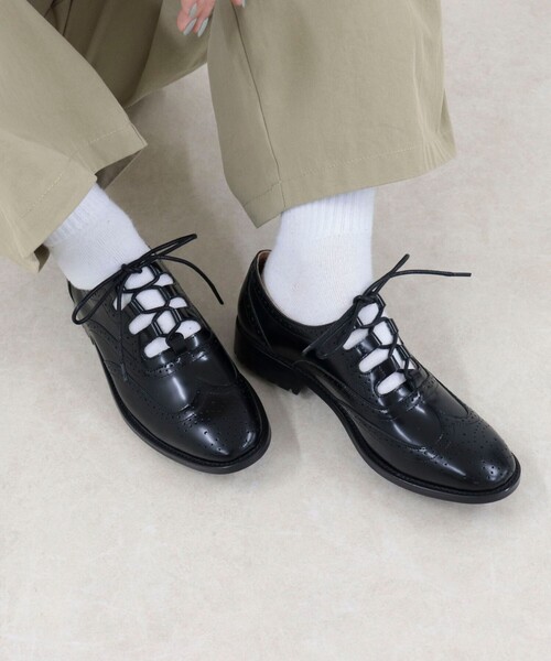 fredy emue（フレディエミュ）の「【ARTESANOS/アルテサノス】 レースアップマニッシュシューズ（パンプス・レディース・ブラック・37/39）」の2枚目の写真