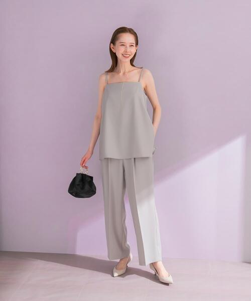 URBAN RESEARCH ROSSO WOMEN(アーバンリサーチ ロッソ)の「ジレ+キャミソールセットアップ(セットアップ・レディース・ライトグレー/ブラック・FREE)」の4枚目の写真