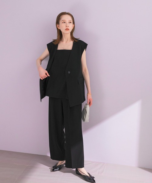 URBAN RESEARCH ROSSO WOMEN（アーバンリサーチ　ロッソ）の「ジレ+キャミソールセットアップ（セットアップ・レディース・ライトグレー/ブラック・FREE）」の2枚目の写真