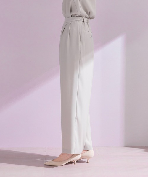 URBAN RESEARCH ROSSO WOMEN（アーバンリサーチ　ロッソ）の「ジレ+キャミソールセットアップ（セットアップ・レディース・ライトグレー/ブラック・FREE）」の12枚目の写真