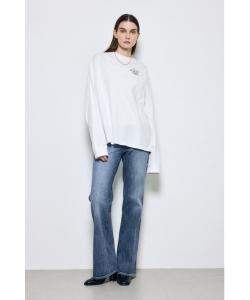 AZUL by moussy(アズールバイマウジー)の「ワンポイントロゴロングTシャツ 春服 秋服 長袖 ロンT(Tシャツ/カットソー・レディース・オフホワイト/ライトブラック・MEDIUM/SMALL)」の8枚目の写真