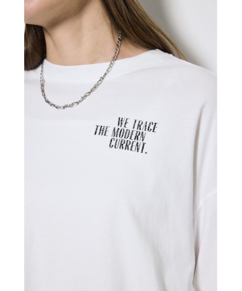 AZUL by moussy(アズールバイマウジー)の「ワンポイントロゴロングTシャツ 春服 秋服 長袖 ロンT(Tシャツ/カットソー・レディース・オフホワイト/ライトブラック・MEDIUM/SMALL)」の10枚目の写真