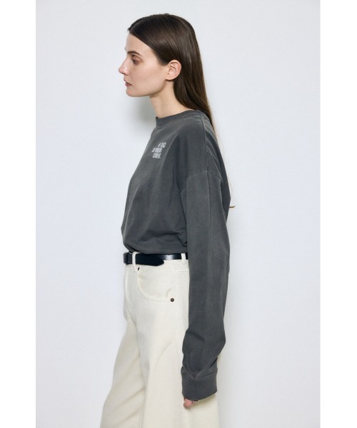 AZUL by moussy(アズールバイマウジー)の「ワンポイントロゴロングTシャツ 春服 秋服 長袖 ロンT(Tシャツ/カットソー・レディース・オフホワイト/ライトブラック・MEDIUM/SMALL)」の17枚目の写真