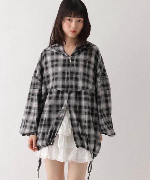 Heather(ヘザー)の「WZIPボリュームフードブルゾン 661890(ブルゾン・レディース・アイボリー/ブルー系その他/ブラック系その他・FREE)」の13枚目の写真