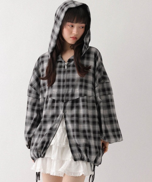 Heather(ヘザー)の「WZIPボリュームフードブルゾン 661890(ブルゾン・レディース・アイボリー/ブルー系その他/ブラック系その他・FREE)」の17枚目の写真