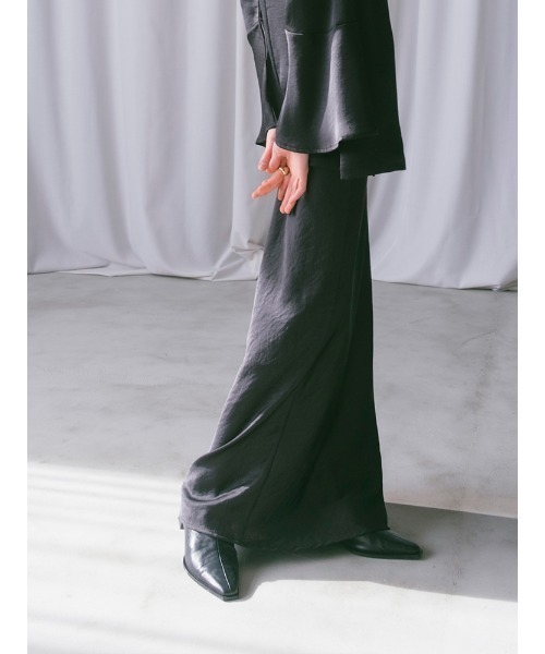 sahara（サハラ）の「Satin Skirt/サテンスカート（スカート・レディース・オフホワイト/イエロー/ライトブルー/ブラック・M/S）」の10枚目の写真