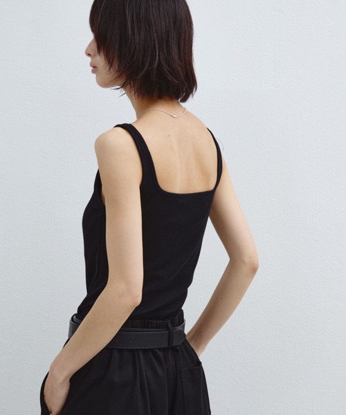 ANF.MUU(アンフムー)の「【接触冷感】カップ付きスクエアネックタンク(タンクトップ・レディース・ホワイト/ベージュ/ブラック・FREE)」の15枚目の写真