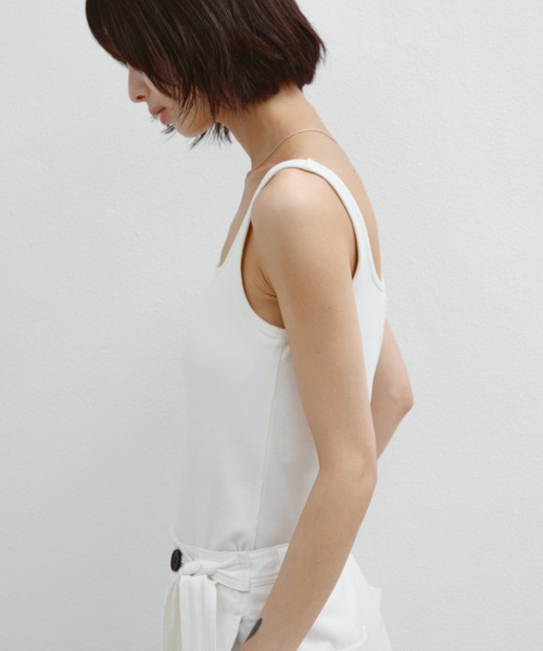 ANF.MUU(アンフムー)の「【接触冷感】カップ付きスクエアネックタンク(タンクトップ・レディース・ホワイト/ベージュ/ブラック・FREE)」の7枚目の写真
