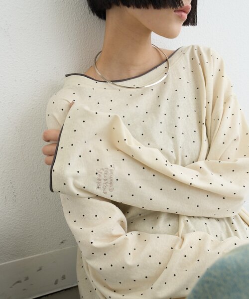 CIAOPANIC TYPY(チャオパニックティピー)の「【接触冷感/ドット柄あり】フェイクレイヤードシアースラブ刺繍オーバーTee(Tシャツ/カットソー・レディース・ピンク/ベージュ/ブラック/サックスブルー/ライトグレー/ホワイト/ブルー/オレンジ/アイボリー・ONE SIZE)」の22枚目の写真