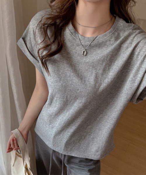 ONEP STAR(ワンピスター)の「ロールアップ袖×ラウンドネックTシャツ(Tシャツ/カットソー・レディース・グレー/ライトブルー/ブラック/ピンク/ホワイト・X-LARGE/LARGE/MEDIUM)」の3枚目の写真