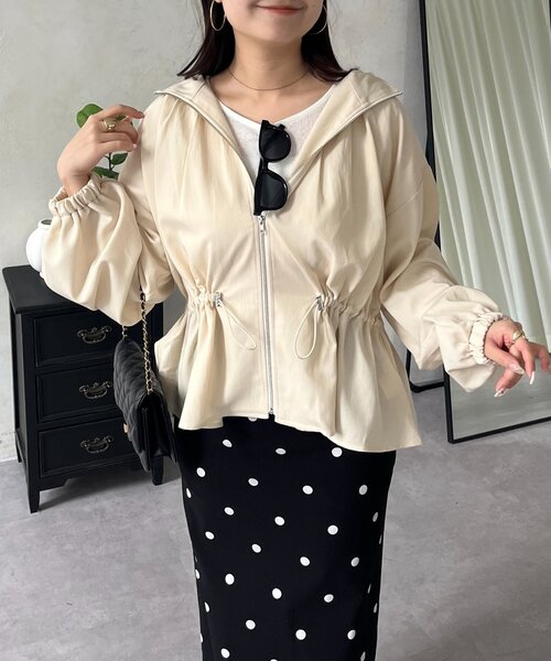 prose verse（プロズヴェール）の「【UVカット】バックヨークドロストペプラムマウンテンパーカー（ブルゾン・レディース・アイボリー/カーキ/ブラック・LARGE/MEDIUM）」の7枚目の写真