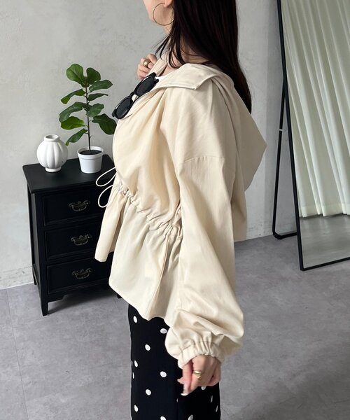 prose verse（プロズヴェール）の「【UVカット】バックヨークドロストペプラムマウンテンパーカー（ブルゾン・レディース・アイボリー/カーキ/ブラック・LARGE/MEDIUM）」の10枚目の写真